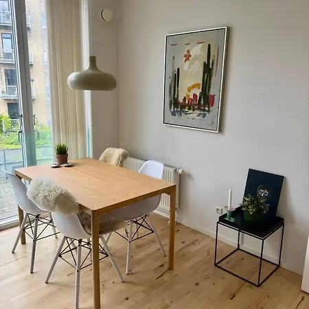 Spacious 2br In Center