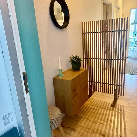 Spacious 2br In Center Lejlighed